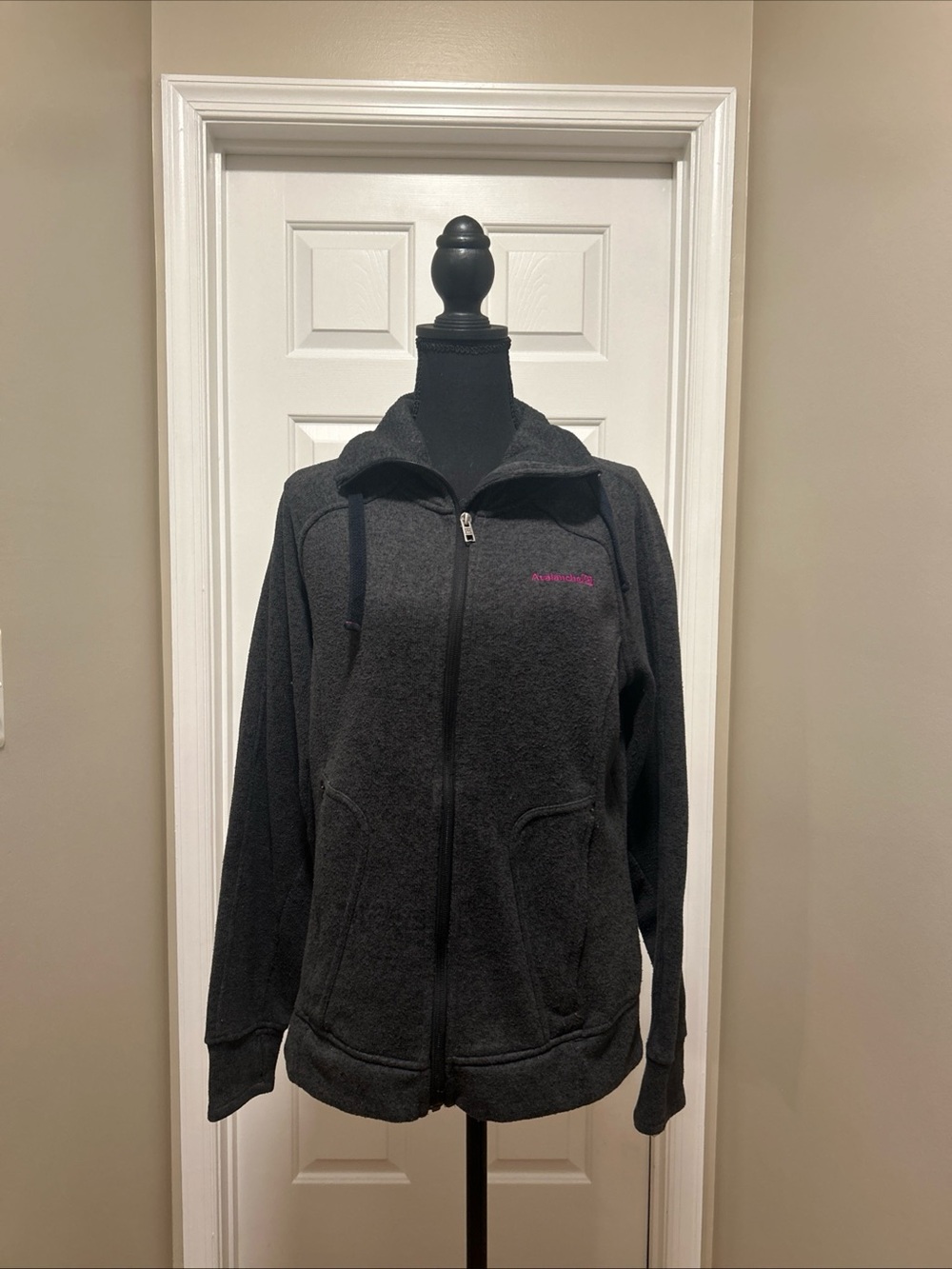 Avalanche Full Zip Up Sweater Knit Jacket Black /Gray Womens Size Medium